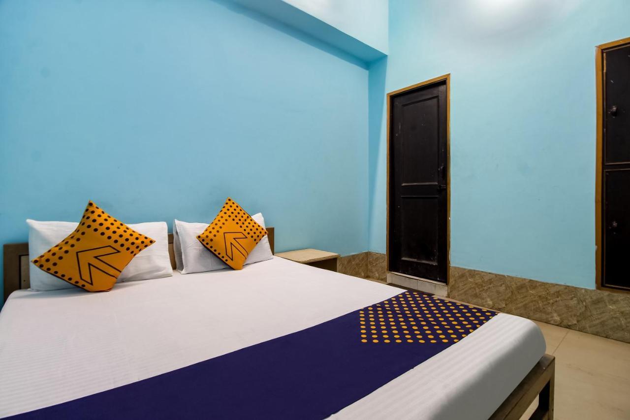 Spot On 40972 Hotel Gurubaksh Rampur  Luaran gambar