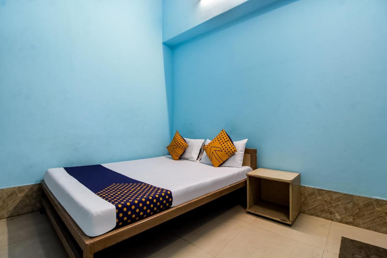 Spot On 40972 Hotel Gurubaksh Rampur  Luaran gambar