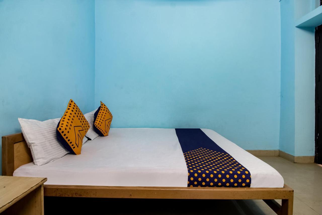 Spot On 40972 Hotel Gurubaksh Rampur  Luaran gambar