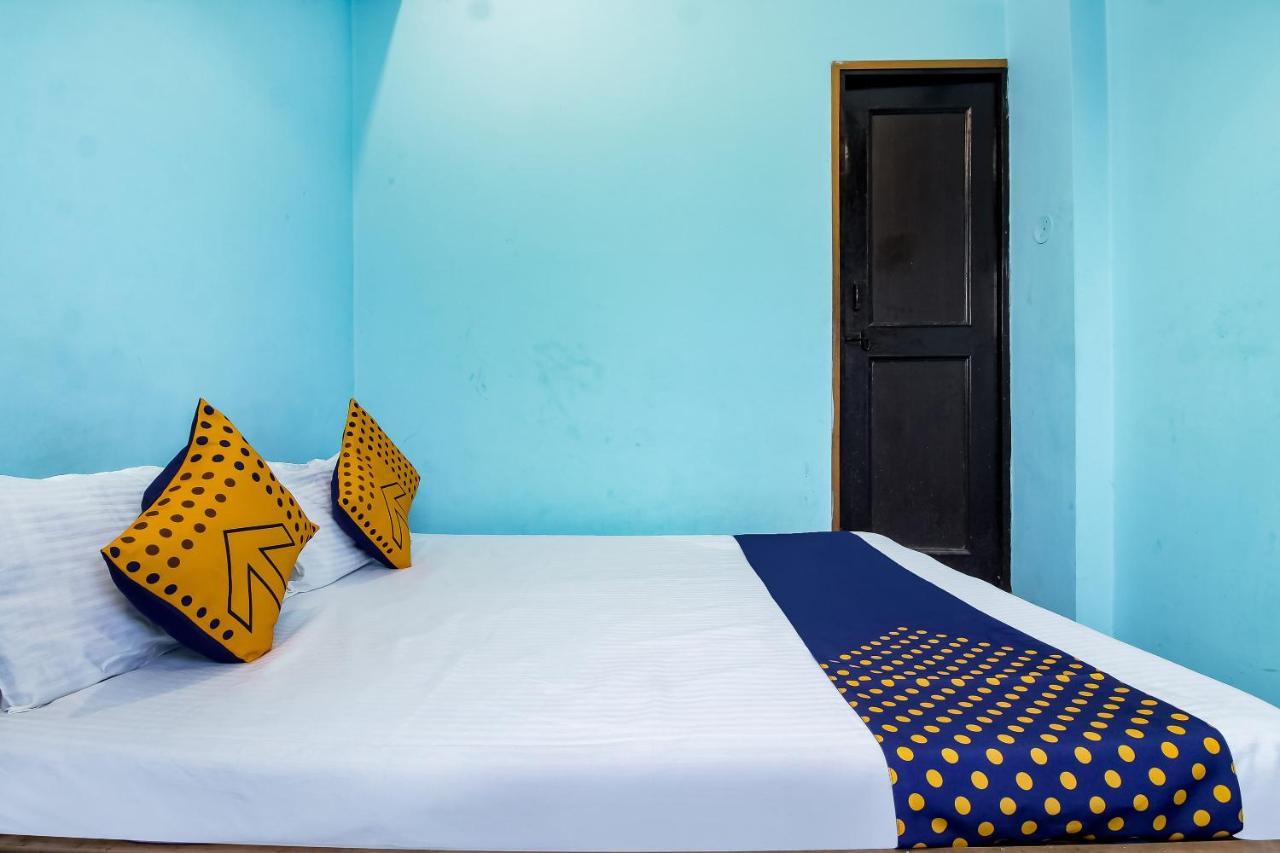 Spot On 40972 Hotel Gurubaksh Rampur  Luaran gambar